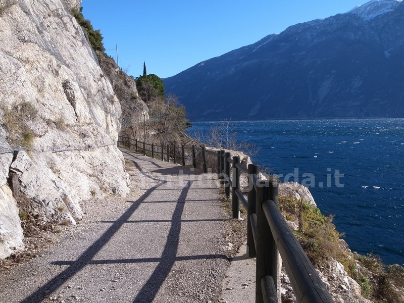 Sentiero del Sole Sopino Limone